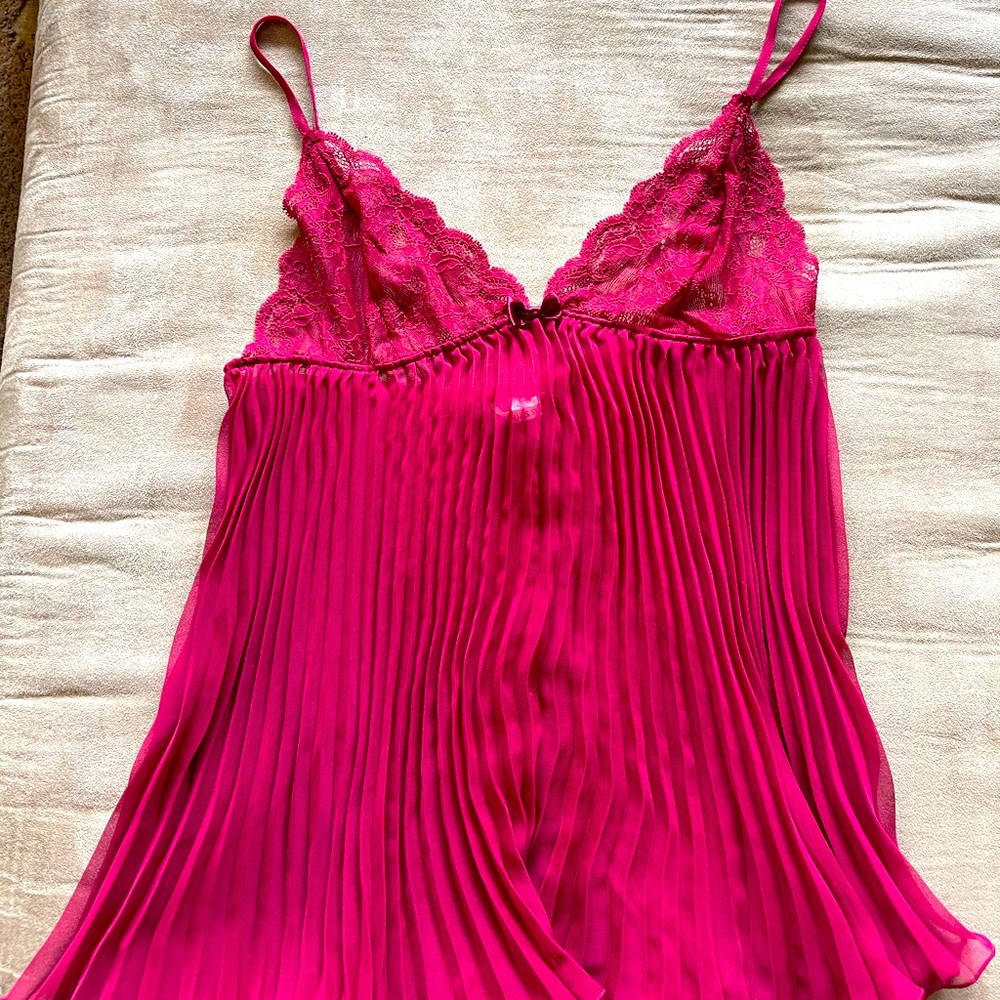 Victoria’s Secret XL night gown